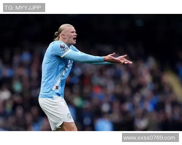 传奇致敬传奇：阿圭罗的祝贺，为哈兰德百球加冕！