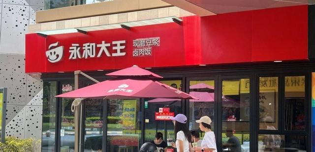 PG电子官方网站90后小伙做餐饮年入千万却从不亲历亲为(图6)