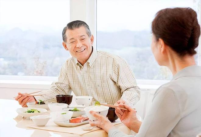 PG电子官方网站今天白露饮食要忌嘴再馋也不吃这3样顺应时节全家安康！(图13)