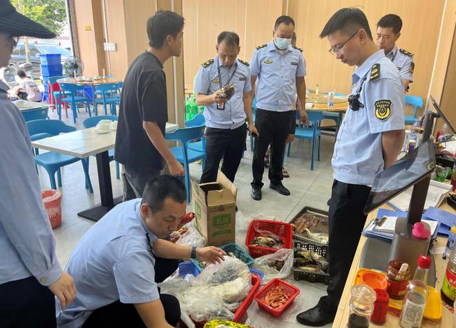 PG电子官方网站【提醒】国庆期间南澳一餐饮店被查封原因是……(图2)